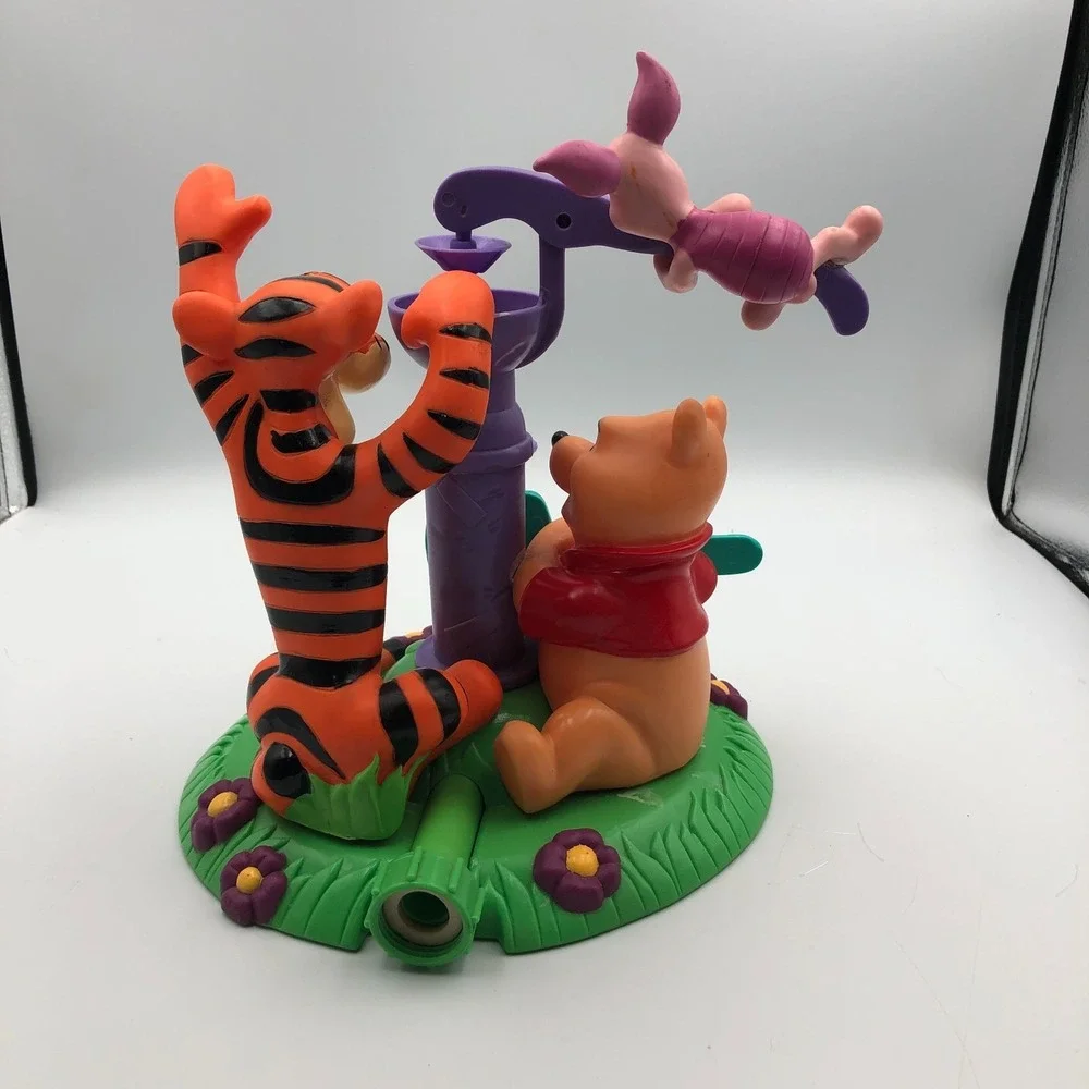 Disney Winnie‎ The Pooh & Friends Water Pump Sprinkler 44400 Tested Works